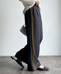 【WEB限定】サイドラインパンツ