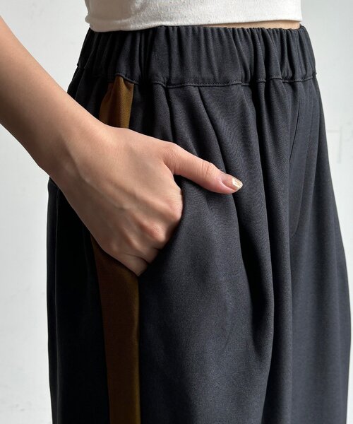 DouDou(ドゥドゥ)の「【WEB限定】サイドラインパンツ(その他パンツ・レディース・ブラック/グレー・FREE)」の15枚目の写真