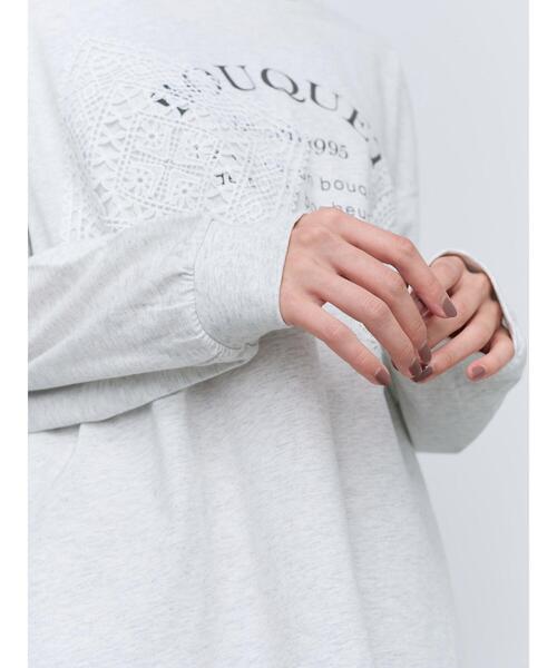 Samansa Mos2（サマンサ モスモス）の「レース付きロゴプリントロングTシャツ（Tシャツ/カットソー・レディース・クリーム/トップグレー/チャコールグレー・F）」の15枚目の写真
