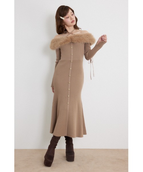 rienda(リエンダ)の「フェイクファードッキングオープンスリーブワンピース 秋服 冬服(ワンピース・レディース・ピンク/ライトブラック/キャメル・FREE)」の11枚目の写真