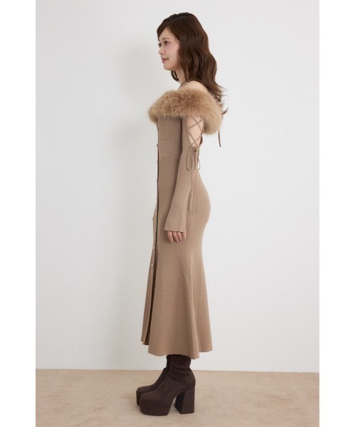 rienda(リエンダ)の「フェイクファードッキングオープンスリーブワンピース 秋服 冬服(ワンピース・レディース・ピンク/ライトブラック/キャメル・FREE)」の17枚目の写真