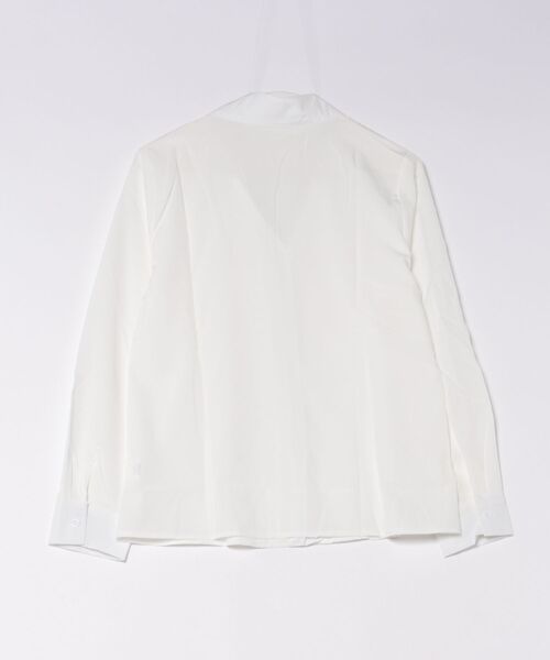 merrylatte(メリーラテ)の「Vネック 長袖シャツブラウス(シャツ/ブラウス・レディース・ホワイト・M/S)」の2枚目の写真