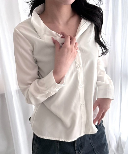 merrylatte(メリーラテ)の「Vネック 長袖シャツブラウス(シャツ/ブラウス・レディース・ホワイト・M/S)」の6枚目の写真