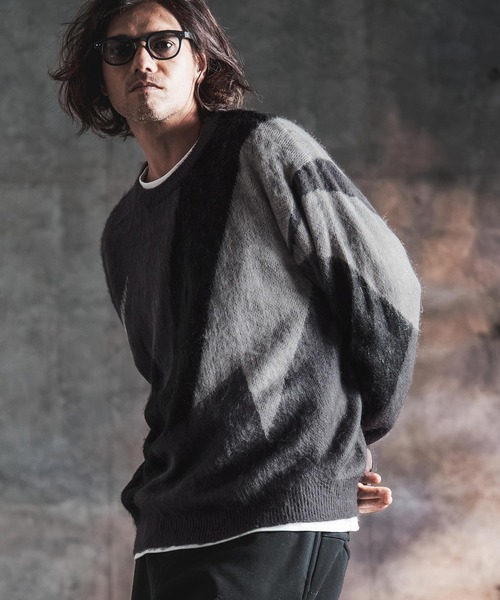 GLIMCLAP（グリムクラップ）の「mn3308-Faux Mohair Color-Block Knit Sweater ニット(212-045-gla-cg)（ニット/セーター・メンズ・チャコール/ライトグレー/ブラック/キナリ・L/M/S）」の4枚目の写真