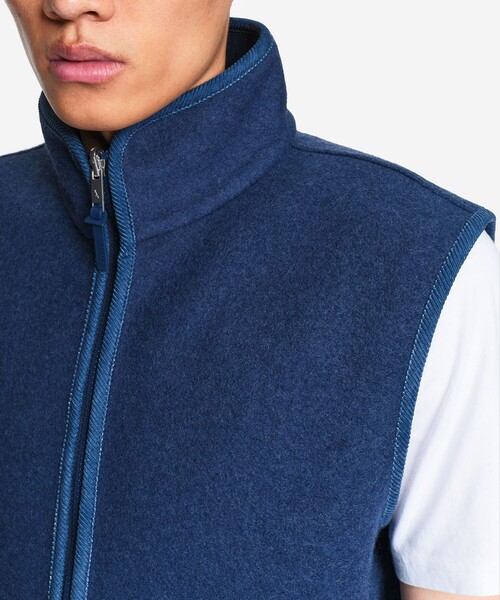 AIGLE(エーグル)の「ワンポイント刺繍ロゴ ウールブレンド ベスト T-KIT(その他アウター・メンズ・ダークグリーン/ネイビー・L/M)」の15枚目の写真