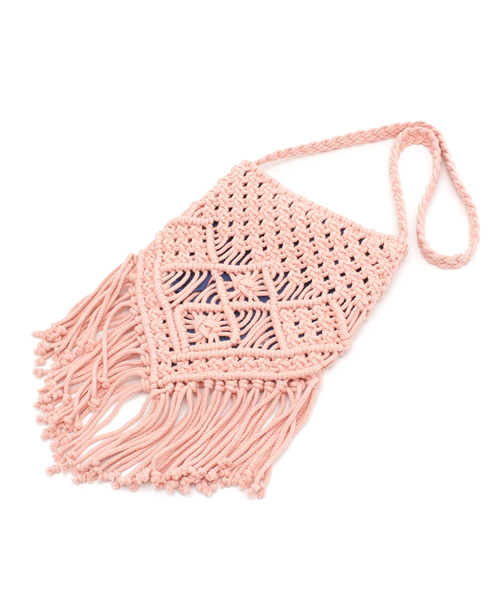 X-girl(エックスガール)の「【mini掲載】MACRAME SHOULDER BAG /ショルダーバッグ/ななめがけ/編みバッグ/ボヘミアン/トレンド(ショルダーバッグ・レディース・ホワイト/ピンク・ONE SIZE)」の3枚目の写真