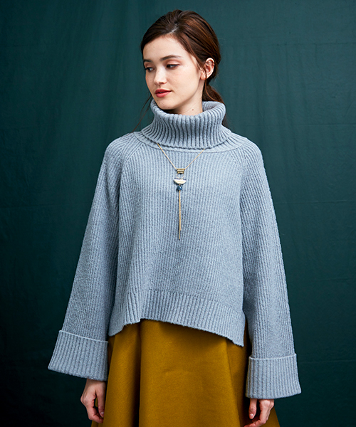 UNITED TOKYO(ユナイテッドトウキョウ)の「ワイドスリーブニットプルオーバー(ニット/セーター・レディース・ブラウン/グレー/アイボリー・FREE)」の5枚目の写真