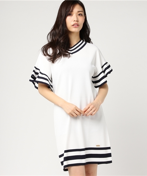 BLUE LABEL CRESTBRIDGE(ブルーレーベルクレストブリッジ)の「フレアスリーブ ニットワンピース(ワンピース・レディース・ネイビー/オフホワイト・38)」の1枚目の写真