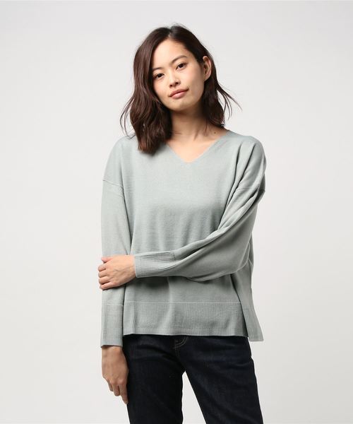 earth music&ecology（アースミュージックアンドエコロジー）の「・Vネック抜け衿ニットプルオーバー（ニット/セーター・レディース・ネイビー/ミント/ラベンダー/アイボリー/杢グレー・FREE）」の3枚目の写真