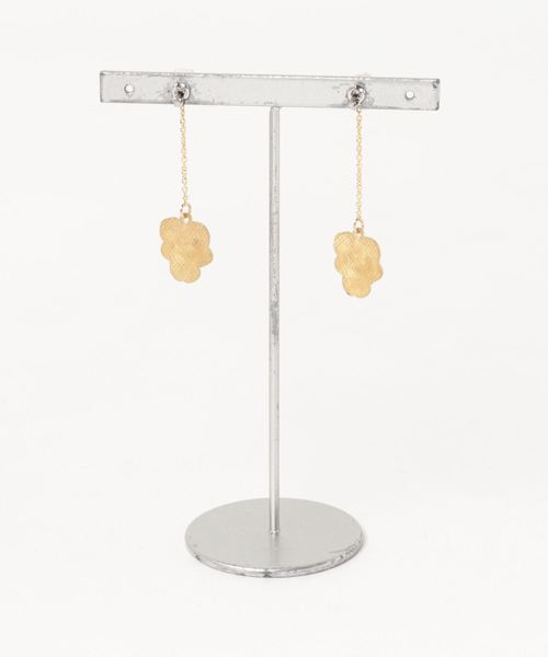 TONE SELECT GOODS（トーンセレクトグッズ）の「【flua/フルア】【Vintage accessory】ヴィンテージスワロフスキーpansy　２way 　16kgpチェーンピアス（ピアス（両耳用）・レディース・ゴールド・FREE）」の2枚目の写真