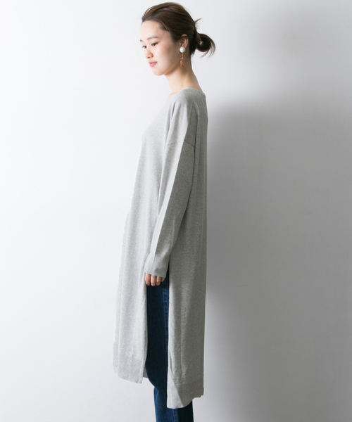URBAN RESEARCH(アーバンリサーチ)の「サイドスリットニットチュニック(ニット/セーター・レディース・ネイビー/グレー/ライトベージュ・FREE)」の7枚目の写真