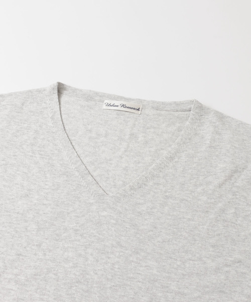 URBAN RESEARCH(アーバンリサーチ)の「サイドスリットニットチュニック(ニット/セーター・レディース・ネイビー/グレー/ライトベージュ・FREE)」の6枚目の写真