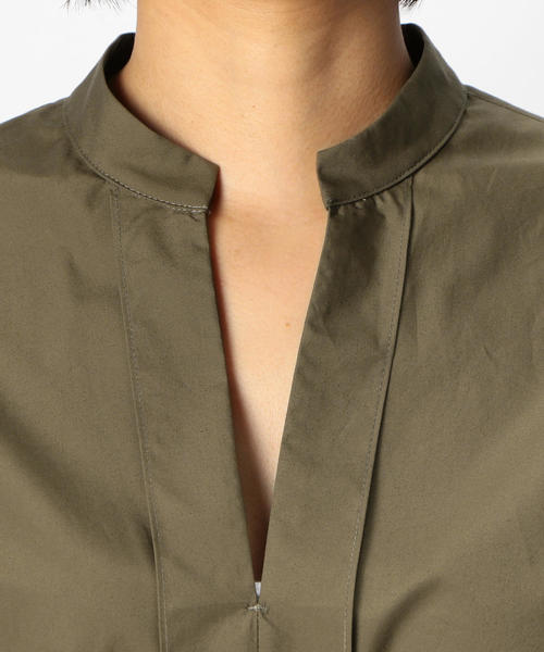 NARACAMICIE（ナラカミーチェ）の「フロントギャザーヘム長袖ブラウス（シャツ/ブラウス・レディース・ホワイト/カーキ/ブルー・MEDIUM）」の17枚目の写真