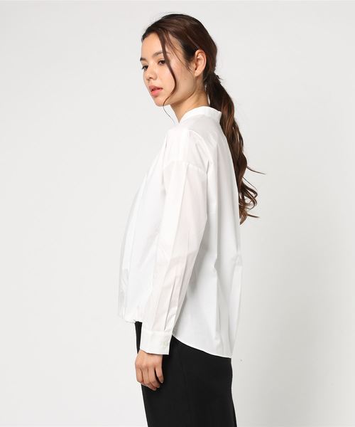 NARACAMICIE（ナラカミーチェ）の「フロントギャザーヘム長袖ブラウス（シャツ/ブラウス・レディース・ホワイト/カーキ/ブルー・MEDIUM）」の5枚目の写真