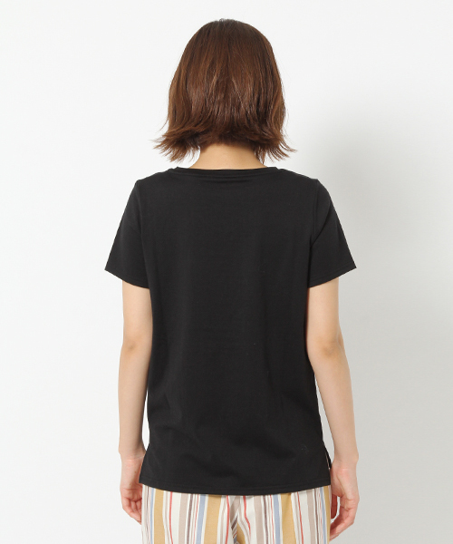 laboratory work(ラボラトリーワーク)の「シンプルVネック コットンTシャツ(Tシャツ/カットソー・レディース・オフホワイト/ブラック/グリーン・MEDIUM)」の9枚目の写真