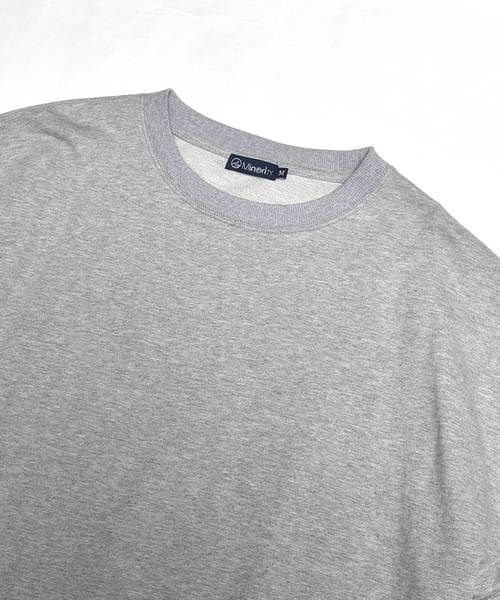 MinoriTY（マイノリティ）の「ビッグシルエットクルーネック長袖スウェット トレーナー ルーズ（スウェット・メンズ・ホワイト/ブラック/ベージュ/杢グレー/ブルーグレー/カーキ/ピンク/ブルー系その他/ホワイト×ブラック/ホワイト×ブルー/ホワイト×グレー・L/M）」の13枚目の写真