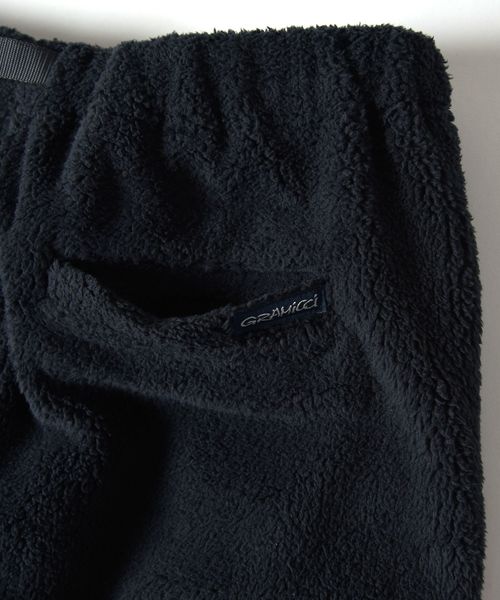 Gramicci(グラミチ)の「GRAMiCCi(グラミチ): SHIPS別注 ボア フリース パンツ□(その他パンツ・メンズ・ブラック/グレー・SMALL/MEDIUM/LARGE)」の5枚目の写真