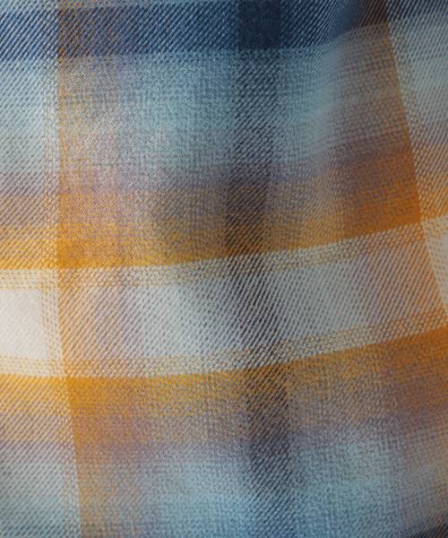 BAYFLOW（ベイフロー）の「オンブレチェックシャツ（シャツ/ブラウス・メンズ・オレンジ/グリーン/ブルー・SMALL/LARGE/X-LARGE/MEDIUM）」の8枚目の写真