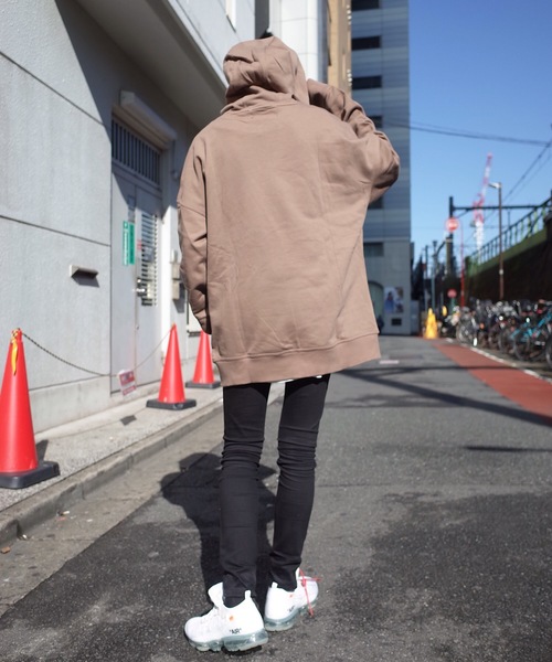 rovtski（ロフトスキー）の「【ビッグシルエット】LEESMA PO HOOD SW SOLID（パーカー・レディース・ベージュ/ブラウン/モカ・FREE）」の22枚目の写真