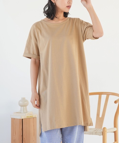 mili an deni（ミリアンデニ）の「サイドスリットTシャツワンピース（ワンピース・レディース・チャコールグレー/ブラック/ベージュ/ネイビー/オフホワイト/オリーブ/カーキ/杢グレー/ピンクベージュ/ダークベージュ/ライトグレー/ラベンダー/スミクロ/ブルー/ダークブルー/モカ/ダークオレンジ/アッシュグレー/ダークパープル・M/L）」の11枚目の写真