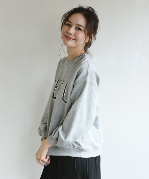 Luz Llena(ラズレナ)の「裏毛ロゴプリントプルオーバー(スウェット・レディース・アイボリー/グレー/ベージュ・MEDIUM)」の3枚目の写真
