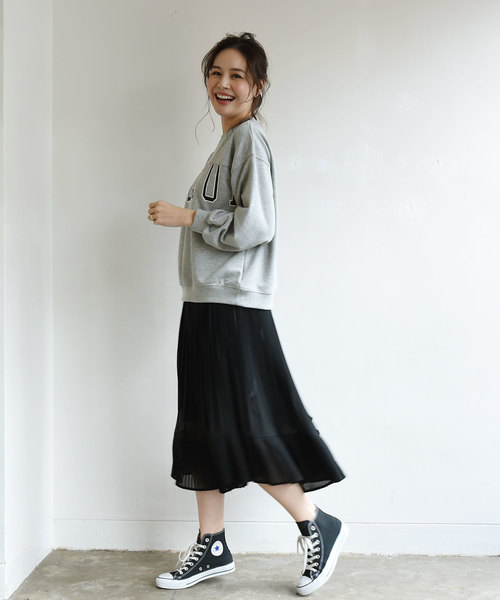 Luz Llena(ラズレナ)の「裏毛ロゴプリントプルオーバー(スウェット・レディース・アイボリー/グレー/ベージュ・MEDIUM)」の10枚目の写真
