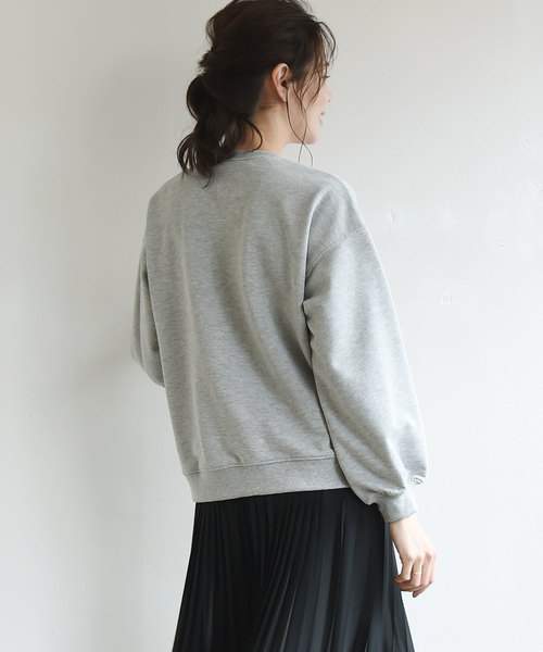 Luz Llena(ラズレナ)の「裏毛ロゴプリントプルオーバー(スウェット・レディース・アイボリー/グレー/ベージュ・MEDIUM)」の11枚目の写真