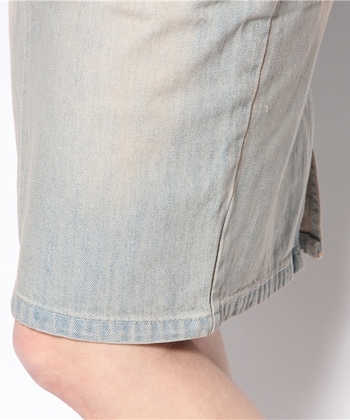 alcali（アルカリ）の「ブリーチ加工＋オーバーダイデニム　濃淡コクーンデニムスカート（スカート・レディース・ブルー/ライトブルー・3/2）」の6枚目の写真