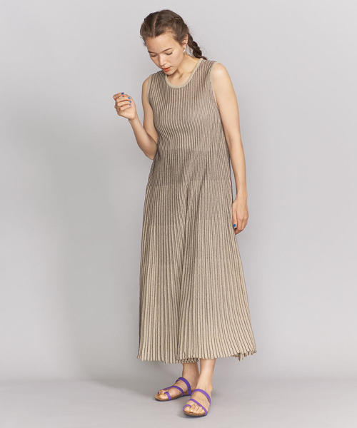 BEAUTY&YOUTH UNITED ARROWS(ビューティーアンドユースユナイテッドアローズ)の「BY プリーツニットワンピース(ワンピース・レディース・オリーブ/ベージュ・FREE)」の8枚目の写真