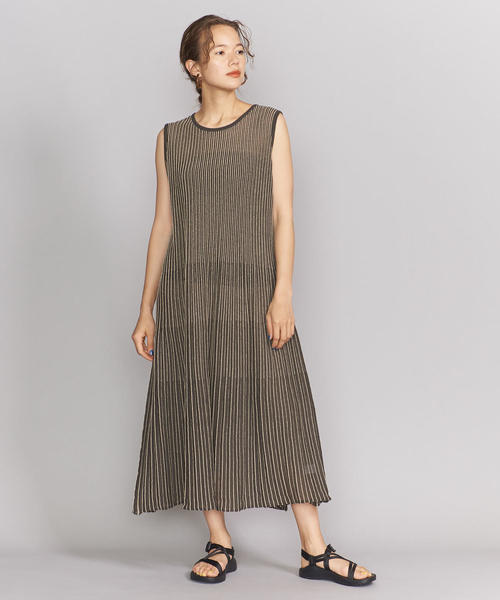 BEAUTY&YOUTH UNITED ARROWS(ビューティーアンドユースユナイテッドアローズ)の「BY プリーツニットワンピース(ワンピース・レディース・オリーブ/ベージュ・FREE)」の9枚目の写真