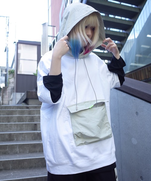 rovtski(ロフトスキー)の「2019SS SID ASST SS T SHIRT2/シド オーバーサイズ デザイン Tシャツ 半袖(Tシャツ/カットソー・レディース・ホワイト系その他/ブラック系その他/ベージュ系その他/ホワイト系その他2/ホワイト系その他3/ホワイト系その他4/ブラック系その他2/ブラック系その他3/ブラック系その他4/ベージュ系その他2・FREE)」の4枚目の写真