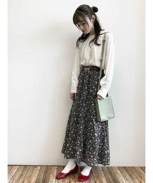 earth music&ecology(アースミュージックアンドエコロジー)の「キレイシルエットフレアスカート *(スカート・レディース・グレイッシュベージュ/ドット/ブラック系その他/ダークネイビー/その他14/ブラック系その他5・FREE)」の16枚目の写真