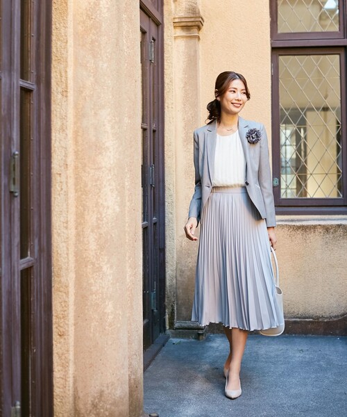 J.PRESS Ladies(J.プレス レディス)の「【セットアップ対応】シルクレーヨンスーティング テーラードジャケット(テーラードジャケット・レディース・グレー系・S)」の3枚目の写真