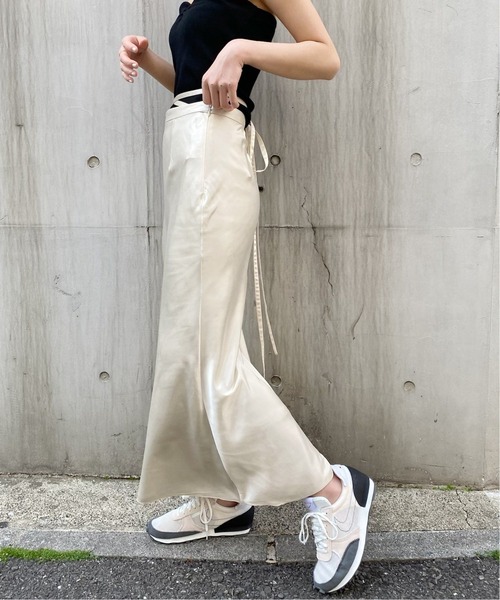 Charles Chaton（シャルルシャトン）の「リボンシェルスカート