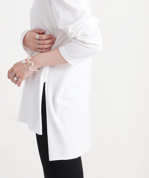 Fizz（フィズ）の「【Fizz/フィズ】　バックヘンリーネック　カットオフヘムカットソー（Tシャツ/カットソー・レディース・パープル/ベージュ/オフホワイト/ブラック・M）」の9枚目の写真