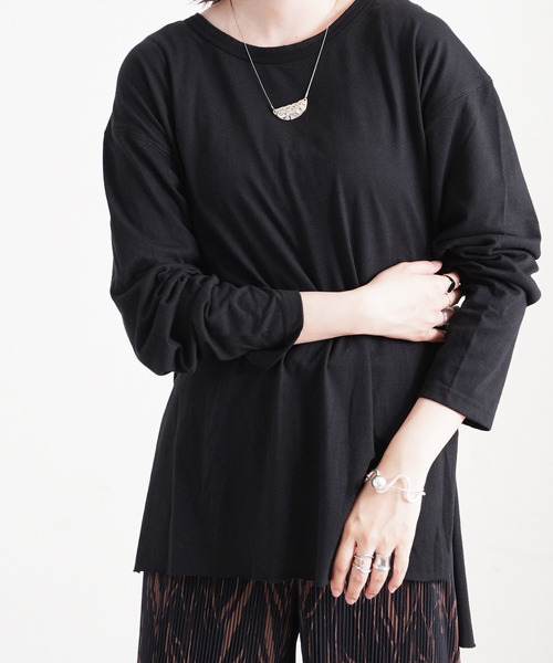 Fizz（フィズ）の「【Fizz/フィズ】　バックヘンリーネック　カットオフヘムカットソー（Tシャツ/カットソー・レディース・パープル/ベージュ/オフホワイト/ブラック・M）」の12枚目の写真