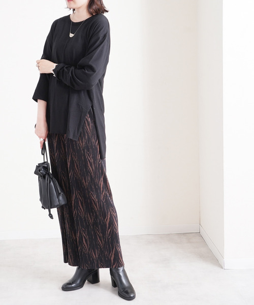 Fizz（フィズ）の「【Fizz/フィズ】　バックヘンリーネック　カットオフヘムカットソー（Tシャツ/カットソー・レディース・パープル/ベージュ/オフホワイト/ブラック・M）」の13枚目の写真