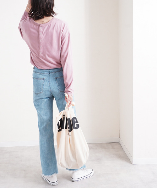 Fizz（フィズ）の「【Fizz/フィズ】　バックヘンリーネック　カットオフヘムカットソー（Tシャツ/カットソー・レディース・パープル/ベージュ/オフホワイト/ブラック・M）」の15枚目の写真