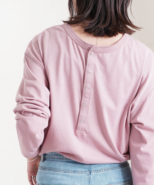 Fizz（フィズ）の「【Fizz/フィズ】　バックヘンリーネック　カットオフヘムカットソー（Tシャツ/カットソー・レディース・パープル/ベージュ/オフホワイト/ブラック・M）」の17枚目の写真