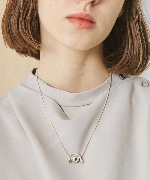 UNITED TOKYO(ユナイテッドトウキョウ)の「デュードロップシルバーネックレス(ネックレス・レディース・シルバー・FREE)」の2枚目の写真