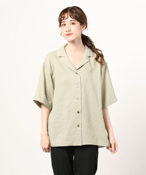 Munich(ミューニック)の「Munich(ミューニック)バックスリットシャツ(シャツ/ブラウス・レディース・ブラック/カーキ・FREE)」の2枚目の写真