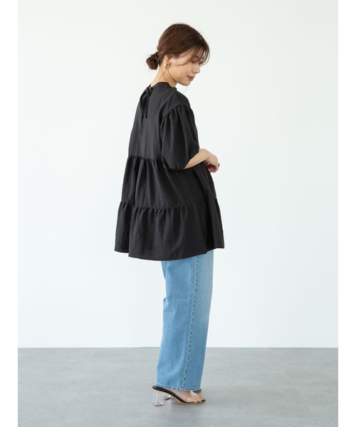 ELENCARE DUE（エレンカーレデュエ）の「・ELENCARE DUE ティアードブラウスチュニック＊（シャツ/ブラウス・レディース・ブラック/オフホワイト/ミント・FREE）」の4枚目の写真