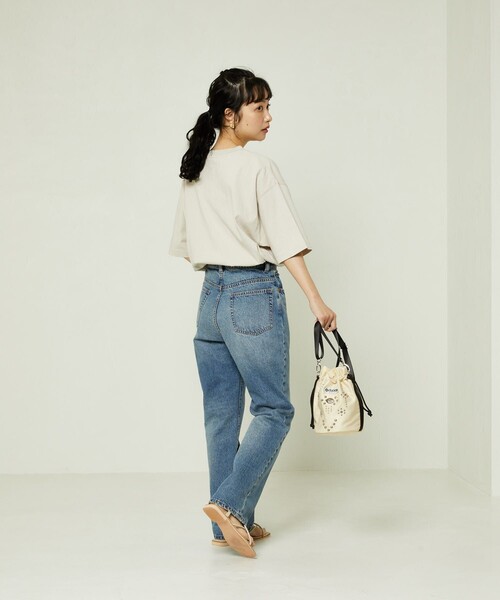 FREAK'S STORE(フリークスストア)の「ビッグカレッジロゴTシャツ(Tシャツ/カットソー・レディース・ベージュ/ネイビー/オフホワイト/スミクロ・フリ-)」の15枚目の写真