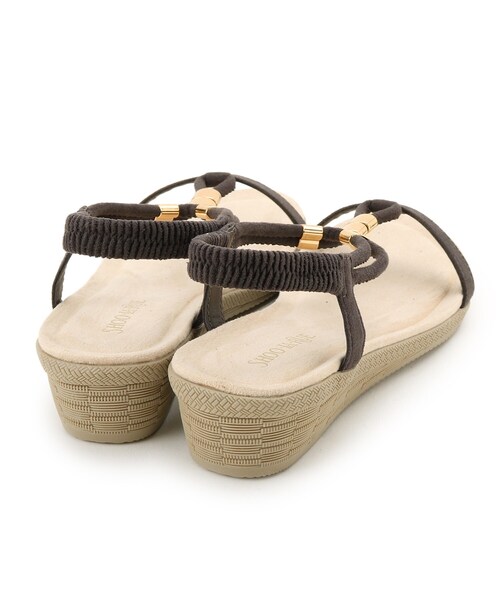 SHOO・LA・RUE（シューラルー）の「◆Tアクセバックゴムサンダル（サンダル・レディース・チャコールグレー/キャメル/ダークブラウン・25/35/45）」の6枚目の写真