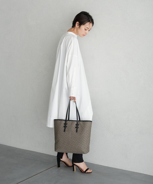 IACUCCI（イアクッチ）の「モノグランマ L JACQUARD/RUGA