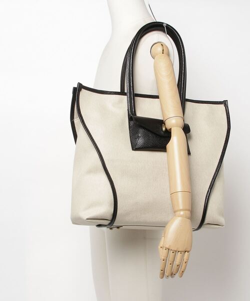 TOFF&LOADSTONE（トフアンドロードストーン）の「ビアンキャンバス（L）（トートバッグ・メンズ・ブラック/ブラック系その他・FREE）」の22枚目の写真