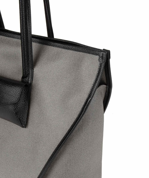 TOFF&LOADSTONE（トフアンドロードストーン）の「ビアンキャンバス（L）（トートバッグ・メンズ・ブラック/ブラック系その他・FREE）」の9枚目の写真