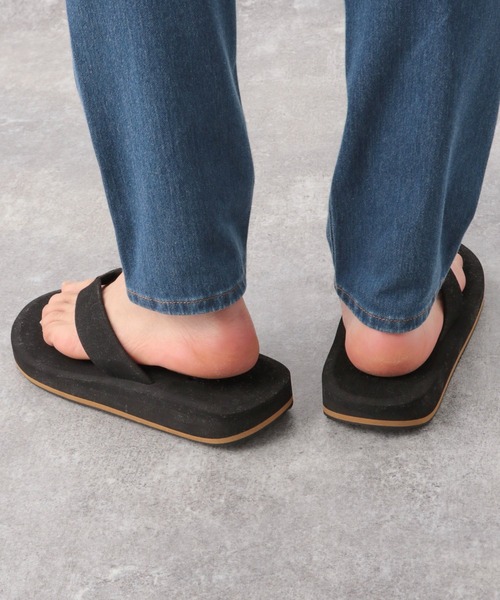 GLOBAL WORK（グローバルワーク）の「ピーチクッショントングサンダル/932771（サンダル・メンズ・ブラック/ネイビー/イエロー/オレンジ・SMALL/MEDIUM/LARGE）」の7枚目の写真