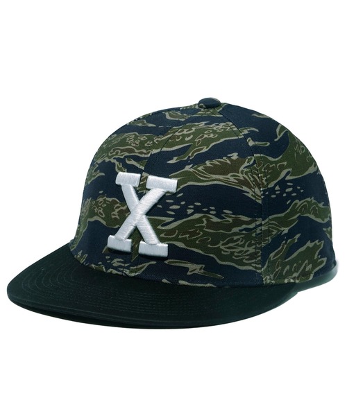 XLARGE(エクストララージ)の「CAMO BASEBALLCAP(キャップ・メンズ・ベージュ/オリーブ/グリーン・ONE SIZE)」の1枚目の写真