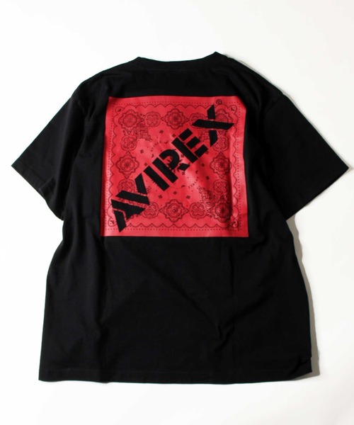 AVIREX（アヴィレックス）の「【WEB&DEPOT店限定】バンダナ プリント ボックスロゴ Tシャツ/ BANDANA PRINT BOX LOGO T-SHIRT（Tシャツ/カットソー・メンズ・ブラック/レッド/クリアレッド/ブラック系その他/ネイビー/ブルー・MEDIUM/LARGE/X-LARGE/XX-LARGE）」の6枚目の写真